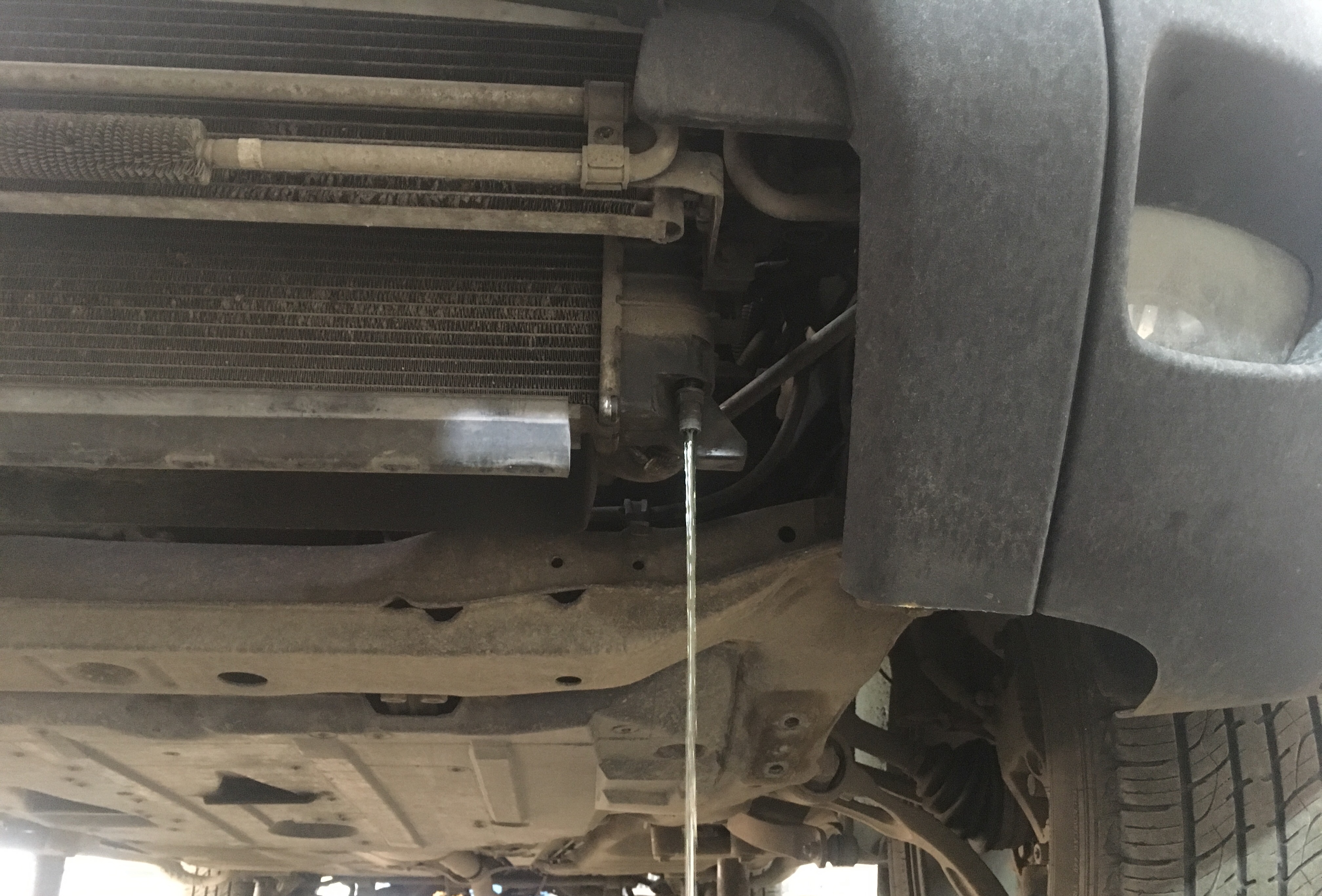 замена радиатора кондиционера вольво