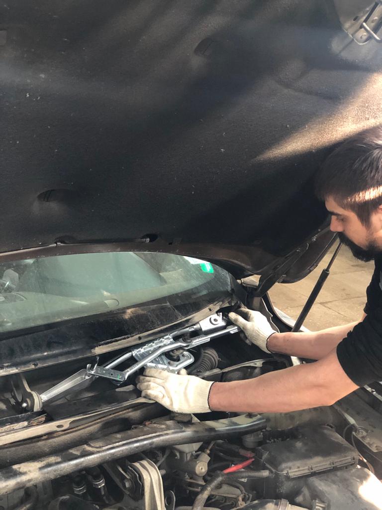 замена механизма дворников вольво