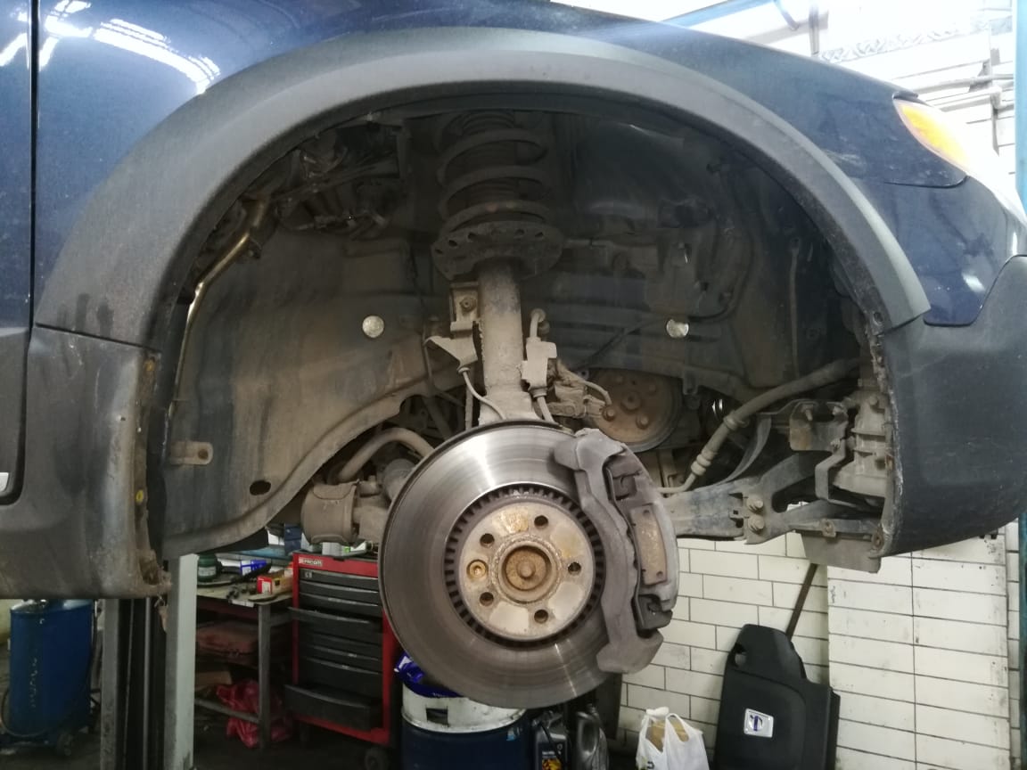 замена помпы вольво 3.2