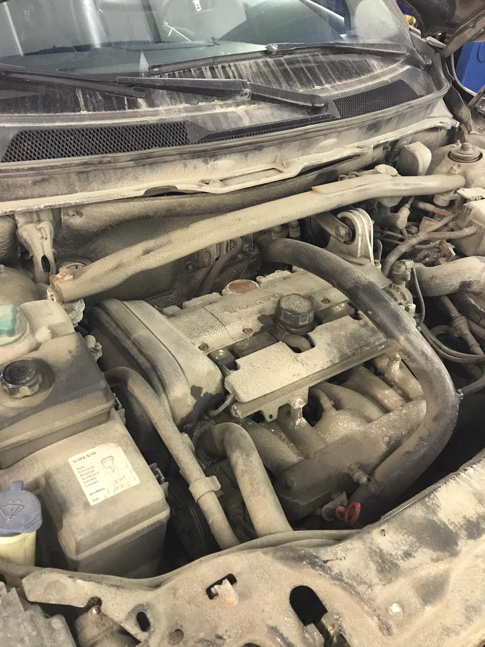 замена сальника распредвала вольво