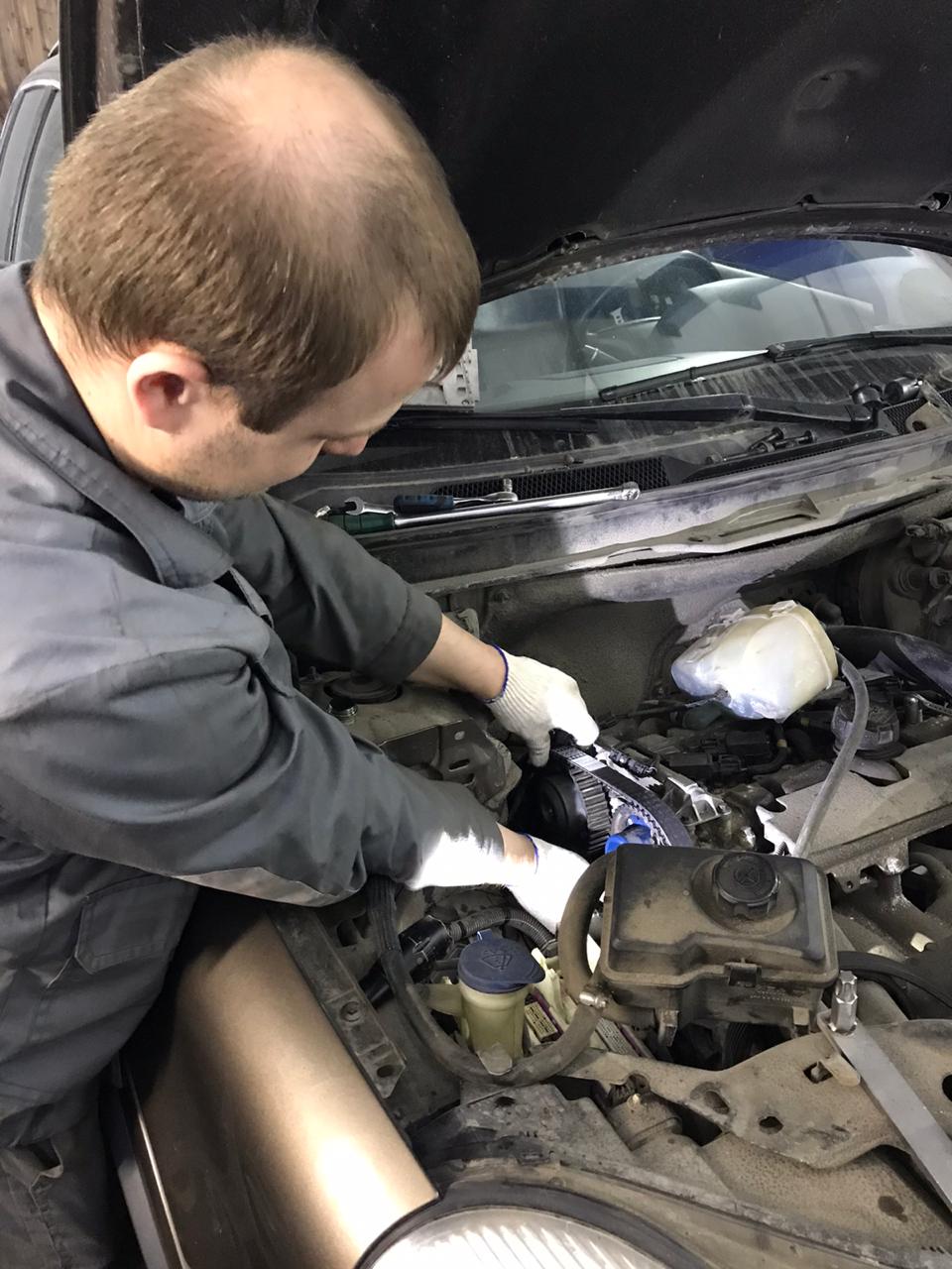 вольво хс90 2.5 замена сальников распредвала