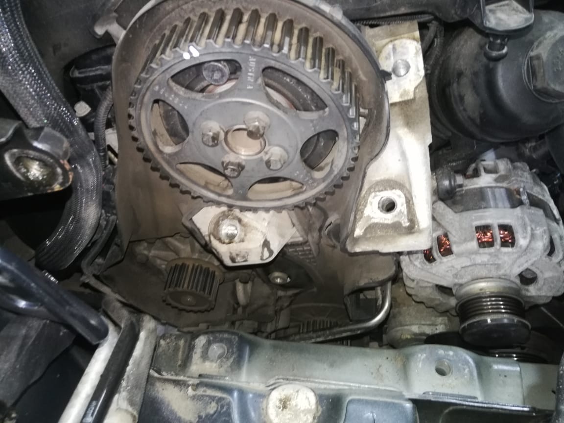 замена помпы volvo 3.2