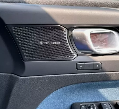 Volvo XC40: аудиосистема Harman Kardon