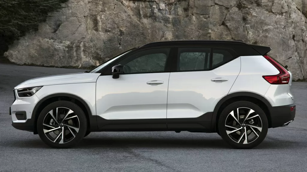 Volvo XC40 – компактный кроссовер, покоривший автолюбителей Великобритании