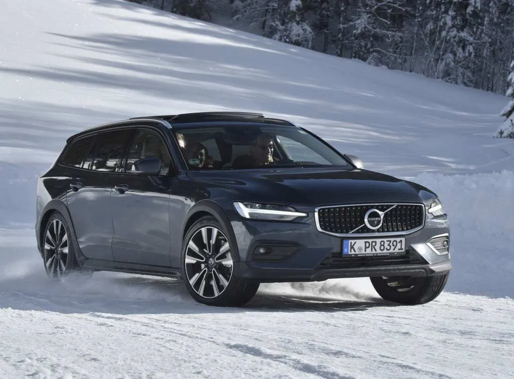С нуля до ста Вольво В60 Volvo V60 замер на скорости